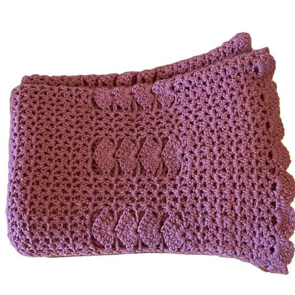 Vintage Handmade Crochet Blanket Pink - Picture 1 of 2